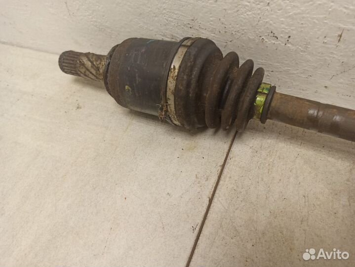 Привод задний Субару