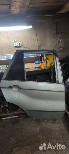 Дверь задняя правая BMW X5 e53