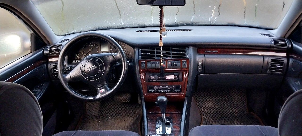 Audi A8: фото владельца