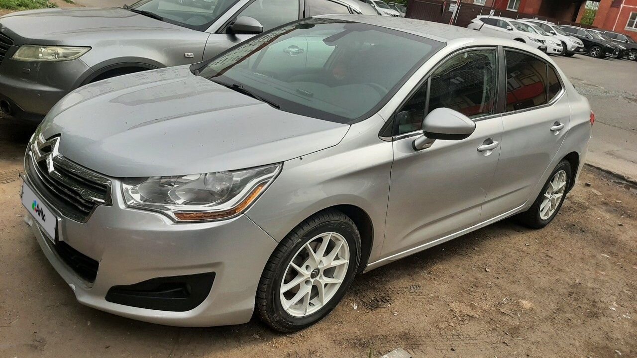 Citroen C4: фото владельца