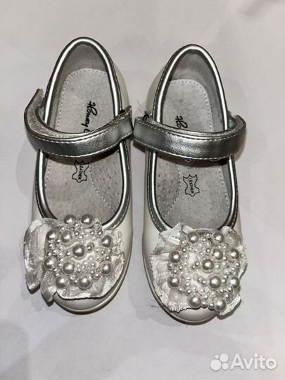 Детские туфли