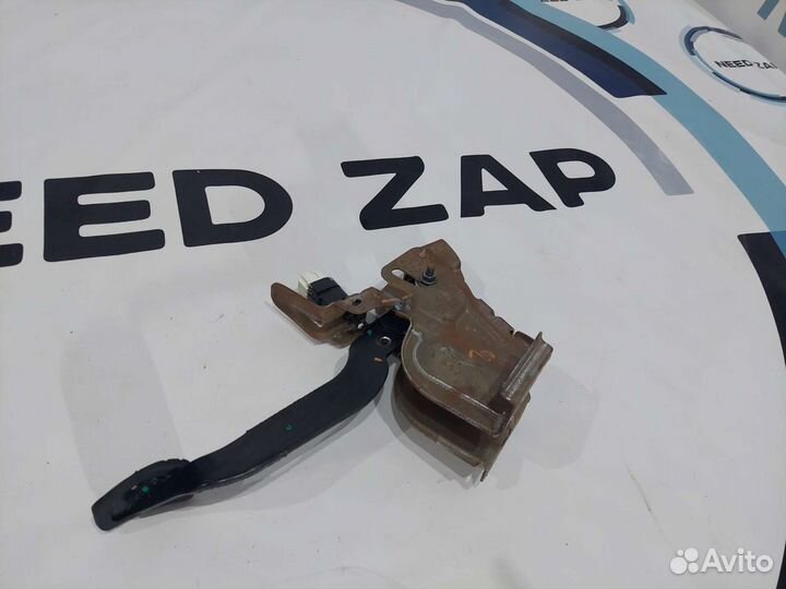 Педаль тормоза Renault Logan II/Sandero II