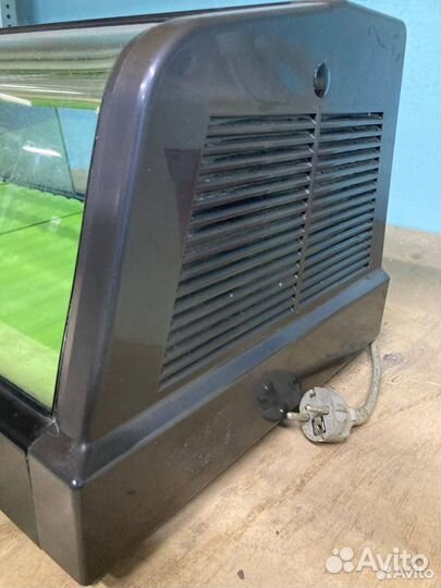 Холодильная витрина