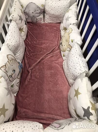 Бортики в кроватку