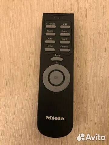 Робот пылесос Miele Scout RX1