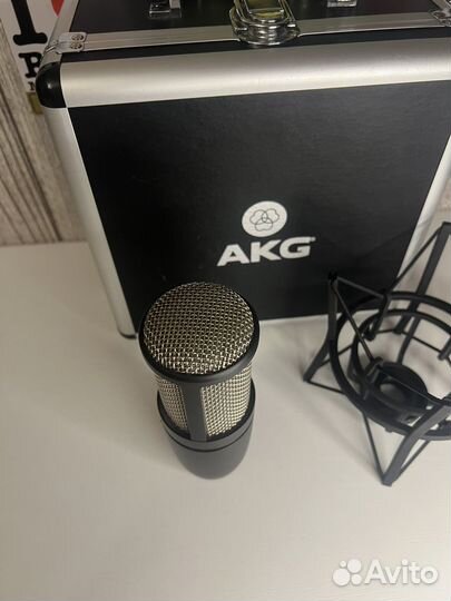 Akg p220 студийный микрофон