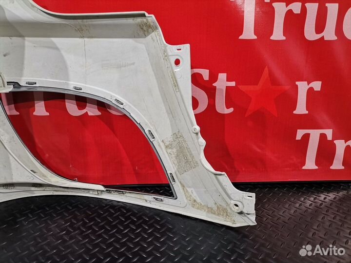 Облицовка фары левой Daf XF106