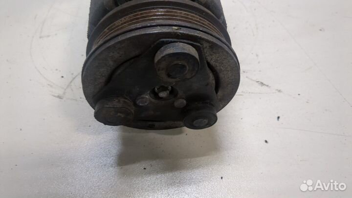 Компрессор кондиционера Ford Focus 2