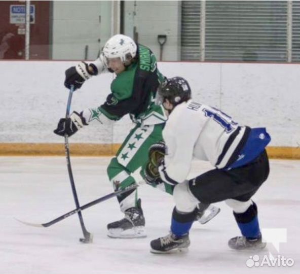 Тренер по хоккею