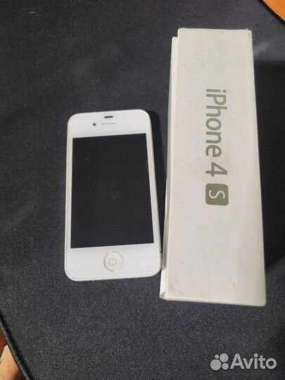 iPhone 4S, 16 ГБ