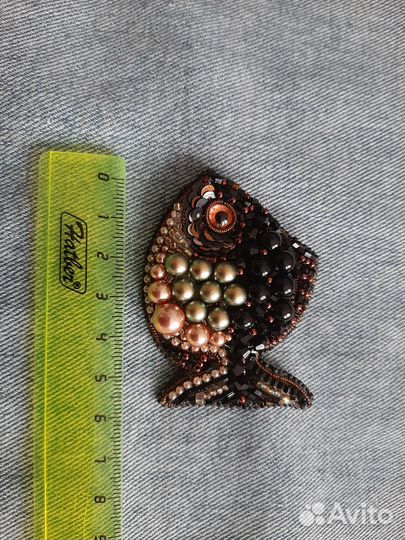 Брошь ручной работы 