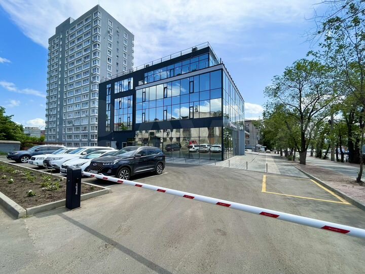 Панорамный Офис, 27.7 м²Вода, Парковка, Центр