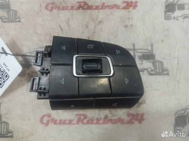 Пульт управления мультимедией Volvo 21957053