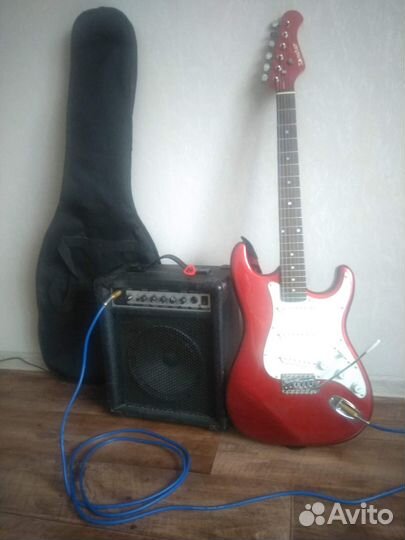 Электро гитара с комбиком и синтезатором
