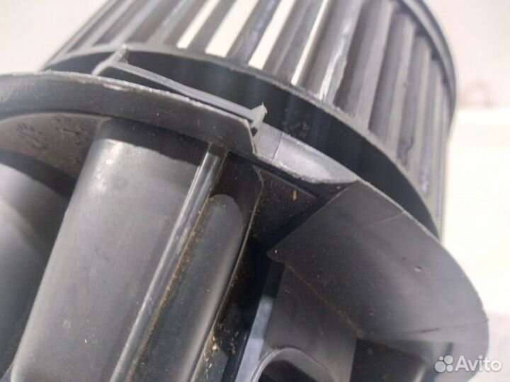 Мотор печки Renault Sandero 1 2009-2014