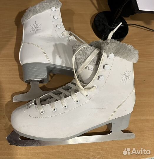 Коньки фигурные