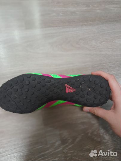 Футбольные бутсы