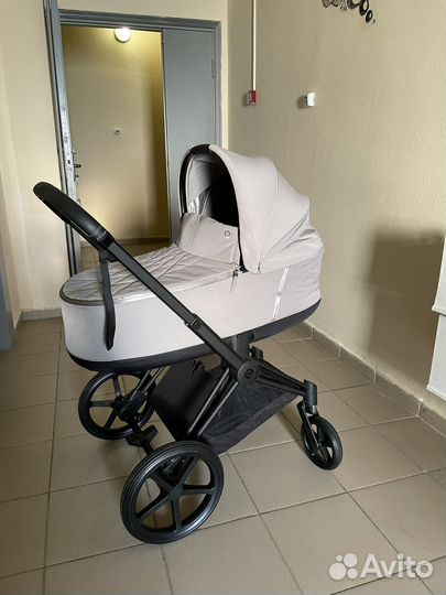 Коляска cybex priam iii soho grey шасси +люлька