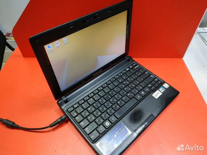 Нетбук Samsung N150 Plus