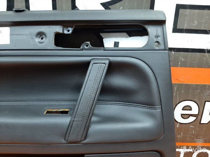 Обшивка двери задняя Volkswagen Touareg 7L AXQ