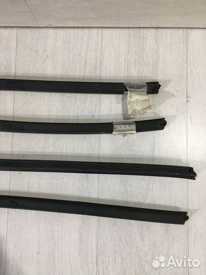 Уплотнитель стекла внутренний hyundai solaris 1 1