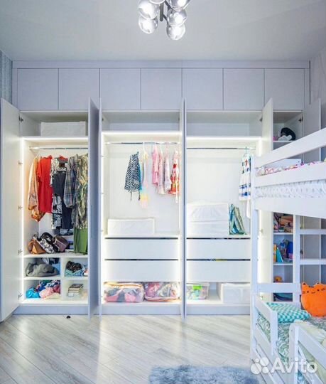 Шкаф на заказ B 182