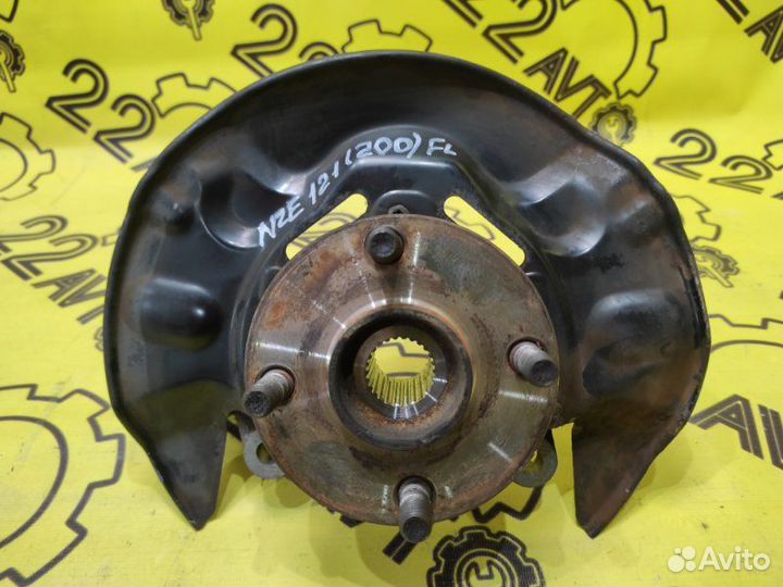 Ступица передняя левая Toyota Corolla Allex NZE121