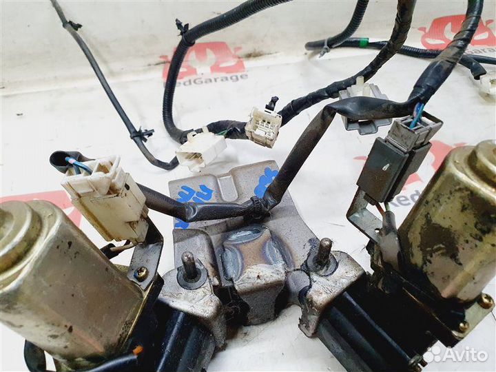 Мотор регулировки сиденья передний правый Infiniti