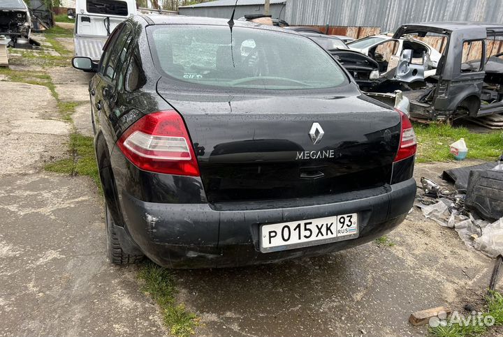 Задняя часть Renault Megane 2