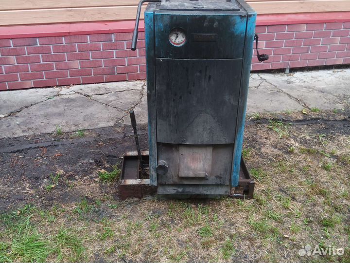 Твердотопливный котел длительного горения