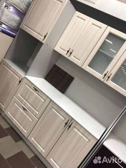 Кухонный гарнитур угловой