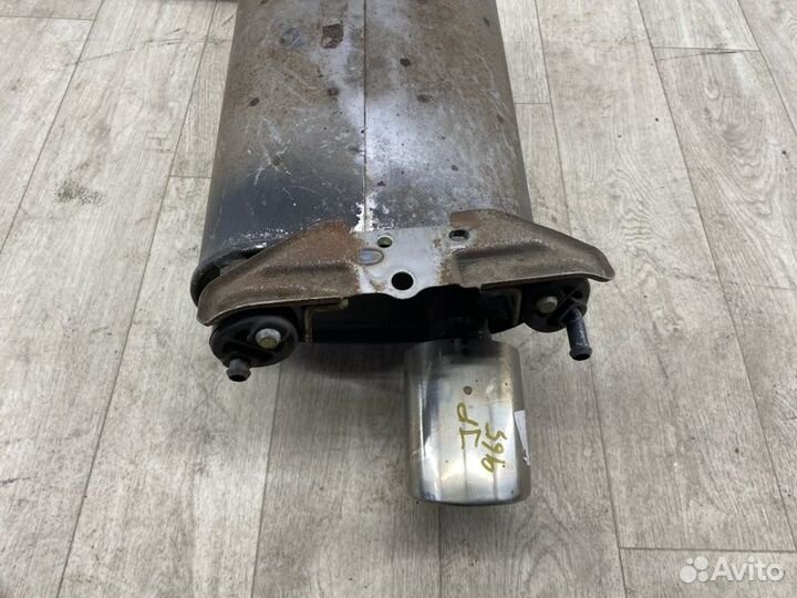 Глушитель задний правый Toyota Camry XV50