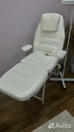 Кушетка для массажа косметолога