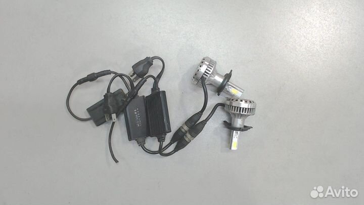 Лампочка Chrysler Voyager, 2005