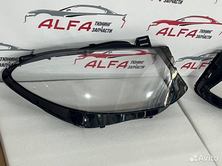 Стекло Фары Mercedes W166 GLE (2015-2018)