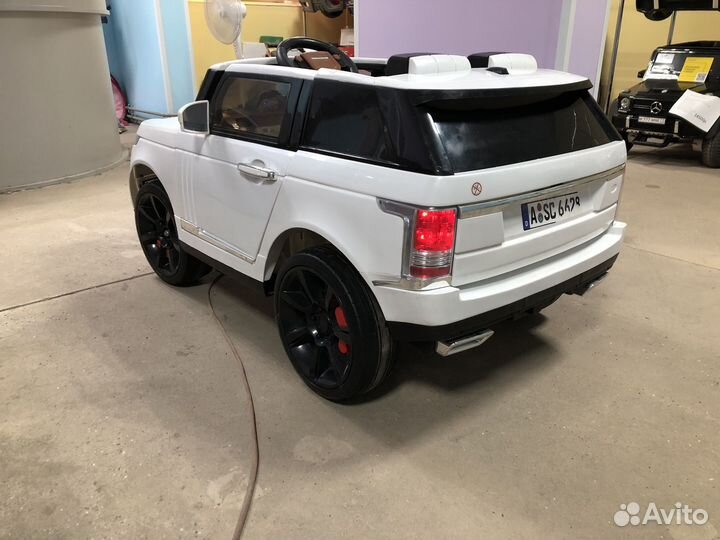 Детский электромобиль