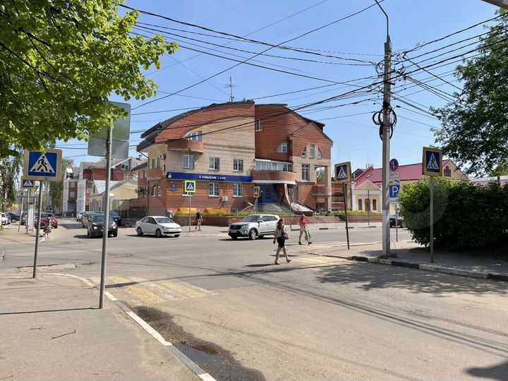 Свободного назначения, 838 м²