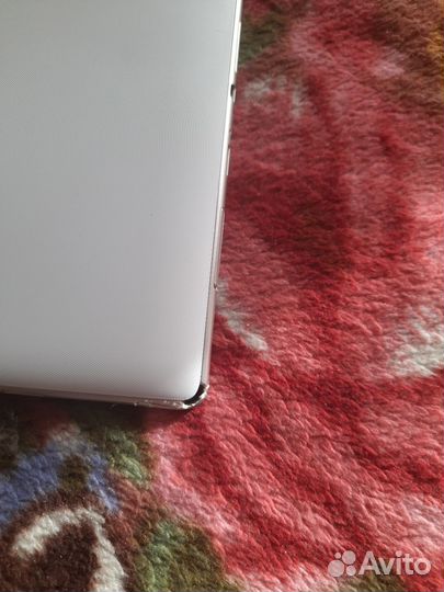 Планшеты бу 10 дюймов