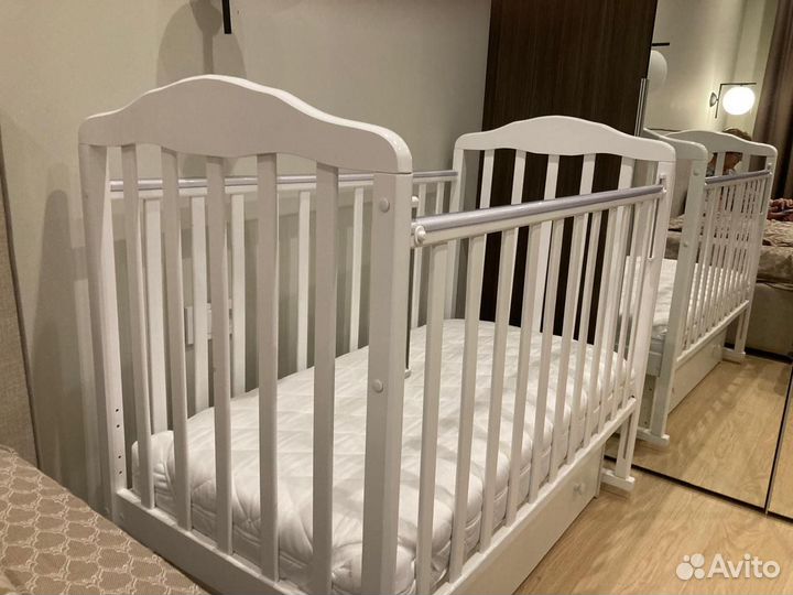 Детская кроватка антелс маятником