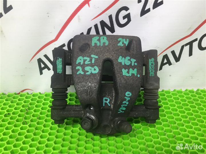 Суппорт тормозной задний правый Toyota Avensis