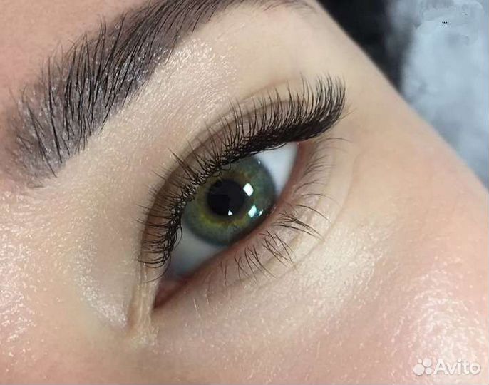 Наращивание ресниц, окрашивание бровей