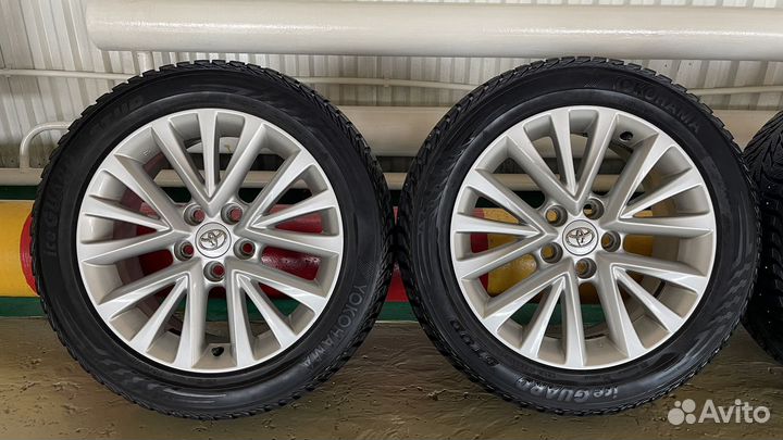 Yokohama Ice Guard IG35 215/65 R17