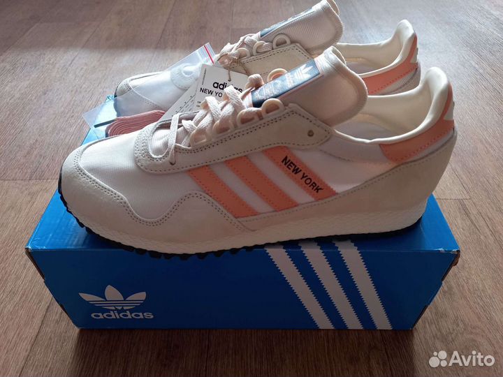 Кроссовки adidas New York