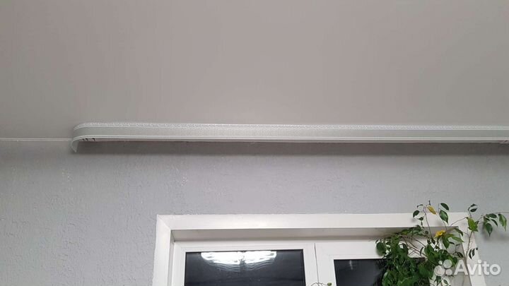 Карнизы для штор потолочный