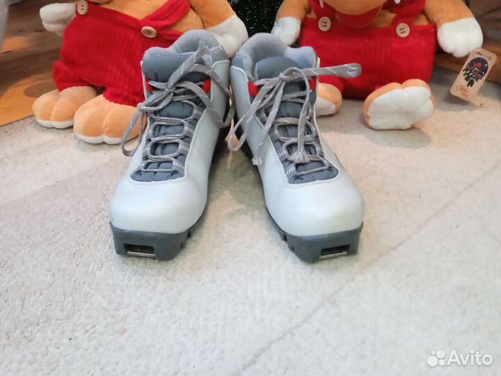 Лыжные ботинки spine 36 размер