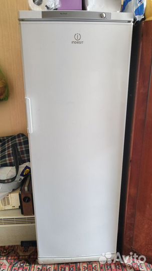 Морозильная камера indezit No frost