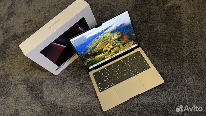 Macbook pro 14 m2 pro 2023