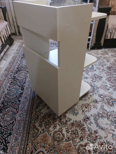 Тележка косметологическая новая