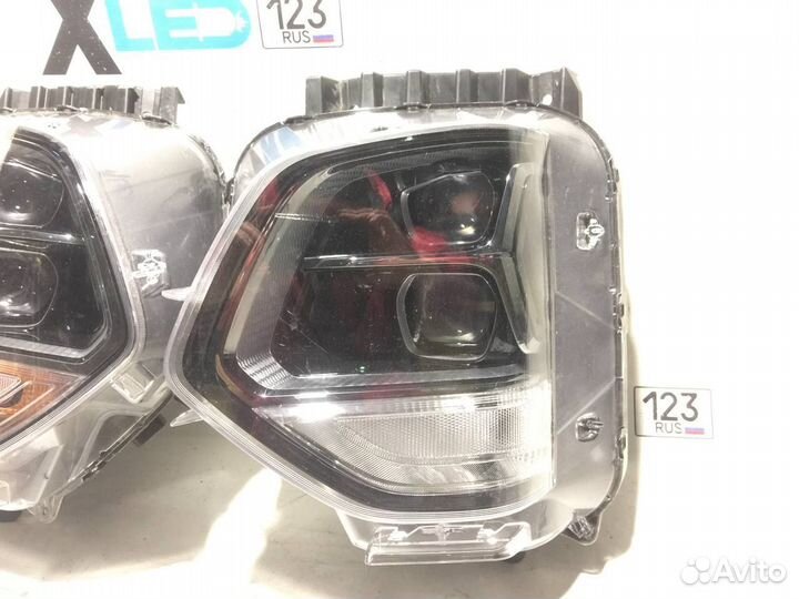 Фары правая левая Hyundai Santa FE 4 LED