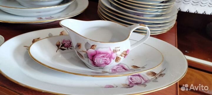 Столовый сервиз новый